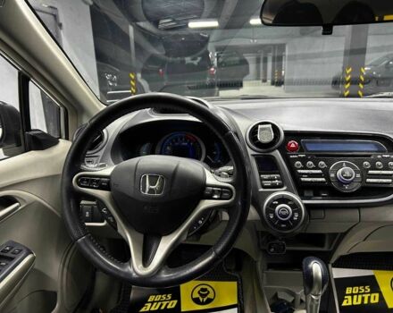 Серый Хонда Инсайт, объемом двигателя 1.4 л и пробегом 222 тыс. км за 7800 $, фото 11 на Automoto.ua