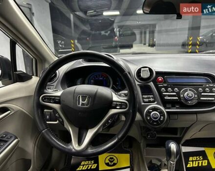 Серый Хонда Инсайт, объемом двигателя 1.34 л и пробегом 222 тыс. км за 7800 $, фото 11 на Automoto.ua