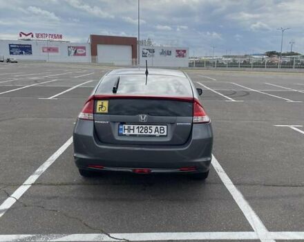 Хонда Инсайт 2010 в Одессе на Automoto.ua Серый Хонда Инсайт, объемом двигателя 1.3 л и пробегом 230 тыс. км за 7700 $, фото 2 на Automoto.ua