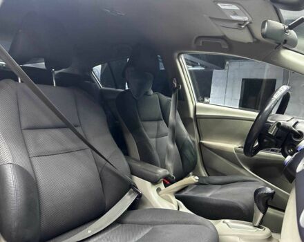 Серый Хонда Инсайт, объемом двигателя 1.4 л и пробегом 222 тыс. км за 7800 $, фото 19 на Automoto.ua