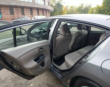 Сірий Хонда Інсайт, об'ємом двигуна 1.3 л та пробігом 253 тис. км за 6098 $, фото 14 на Automoto.ua