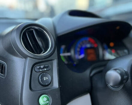 Сірий Хонда Інсайт, об'ємом двигуна 1.34 л та пробігом 288 тис. км за 6900 $, фото 18 на Automoto.ua