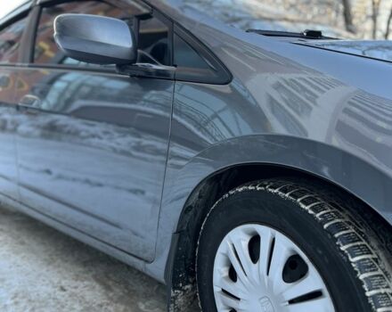 Серый Хонда Инсайт, объемом двигателя 1.3 л и пробегом 288 тыс. км за 6550 $, фото 6 на Automoto.ua