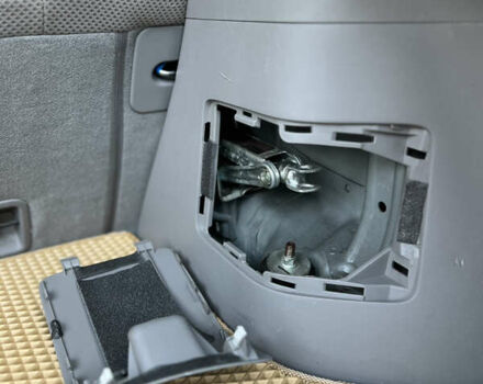 Сірий Хонда Інсайт, об'ємом двигуна 1.34 л та пробігом 288 тис. км за 6900 $, фото 27 на Automoto.ua