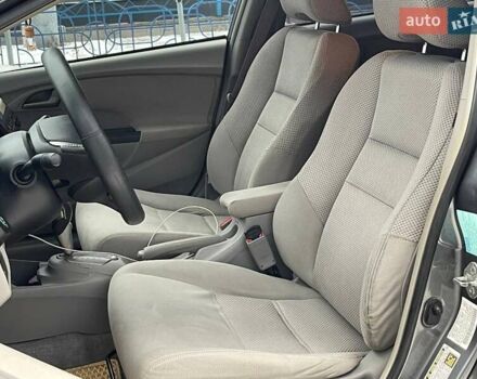 Сірий Хонда Інсайт, об'ємом двигуна 1.4 л та пробігом 289 тис. км за 6700 $, фото 10 на Automoto.ua