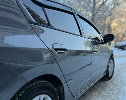 Сірий Хонда Інсайт, об'ємом двигуна 1.34 л та пробігом 288 тис. км за 6900 $, фото 3 на Automoto.ua