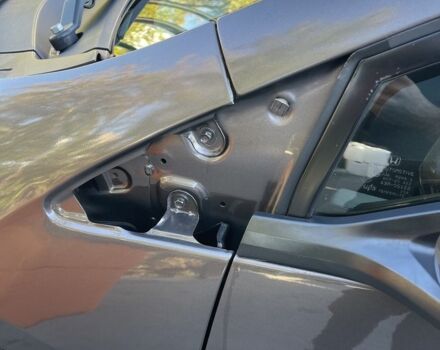 Хонда Инсайт 2012 в Одессе на Automoto.ua Серый Хонда Инсайт, объемом двигателя 1.3 л и пробегом 327 тыс. км за 5000 $, фото 9 на Automoto.ua