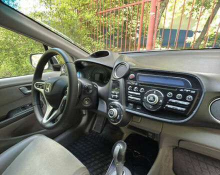 Сірий Хонда Інсайт, об'ємом двигуна 1.3 л та пробігом 300 тис. км за 6100 $, фото 21 на Automoto.ua