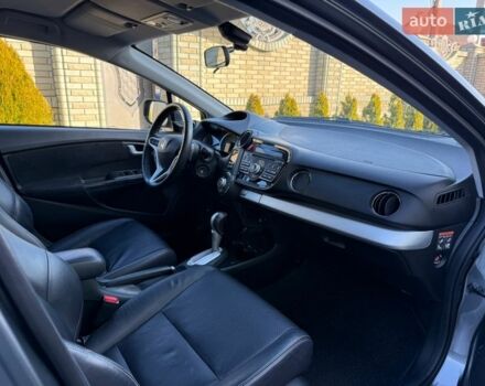 Серый Хонда Инсайт, объемом двигателя 1.3 л и пробегом 177 тыс. км за 10000 $, фото 83 на Automoto.ua