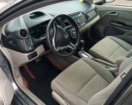 Хонда Инсайт 2014 в Киеве на Automoto.ua Серый Хонда Инсайт, объемом двигателя 1.34 л и пробегом 232 тыс. км за 8499 $, фото 5 на Automoto.ua