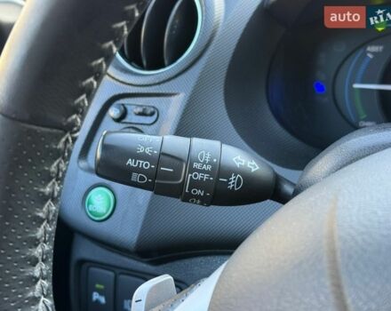 Серый Хонда Инсайт, объемом двигателя 1.3 л и пробегом 177 тыс. км за 10000 $, фото 66 на Automoto.ua