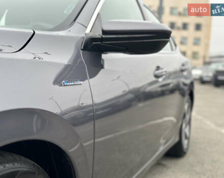 Серый Хонда Инсайт, объемом двигателя 1.5 л и пробегом 131 тыс. км за 16500 $, фото 2 на Automoto.ua