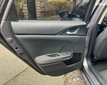 Серый Хонда Инсайт, объемом двигателя 1.5 л и пробегом 90 тыс. км за 20990 $, фото 21 на Automoto.ua