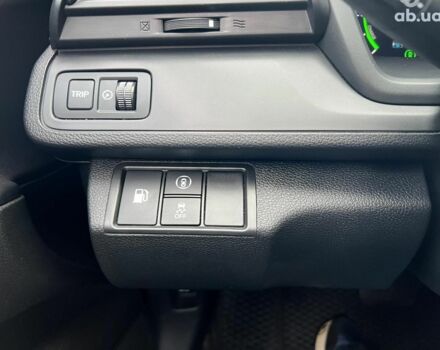 Серый Хонда Инсайт, объемом двигателя 1.5 л и пробегом 90 тыс. км за 20990 $, фото 17 на Automoto.ua