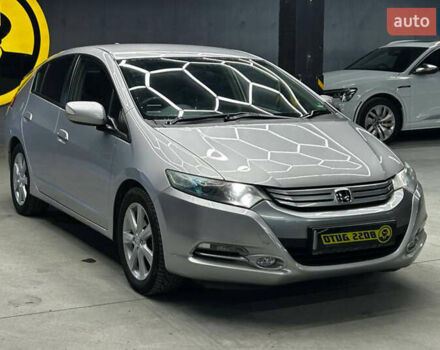 Серый Хонда Инсайт, объемом двигателя 1.34 л и пробегом 222 тыс. км за 7800 $, фото 1 на Automoto.ua