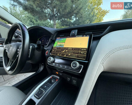 Синий Хонда Инсайт, объемом двигателя 1.5 л и пробегом 122 тыс. км за 15999 $, фото 97 на Automoto.ua