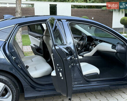 Синий Хонда Инсайт, объемом двигателя 1.5 л и пробегом 122 тыс. км за 15999 $, фото 75 на Automoto.ua