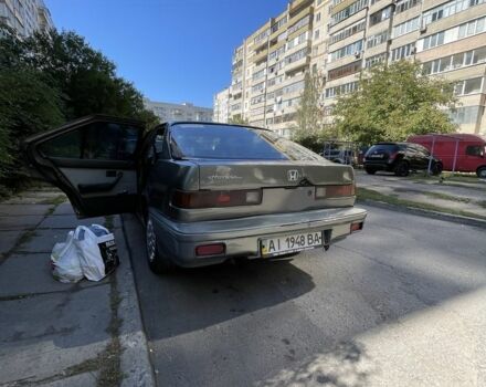 Серый Хонда Интегра, объемом двигателя 1.5 л и пробегом 350 тыс. км за 1201 $, фото 6 на Automoto.ua