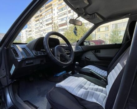 Серый Хонда Интегра, объемом двигателя 1.5 л и пробегом 350 тыс. км за 1201 $, фото 2 на Automoto.ua