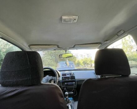 Серый Хонда Интегра, объемом двигателя 1.5 л и пробегом 350 тыс. км за 1201 $, фото 3 на Automoto.ua