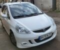 Белый Хонда Джаз, объемом двигателя 1.3 л и пробегом 157 тыс. км за 5500 $, фото 1 на Automoto.ua