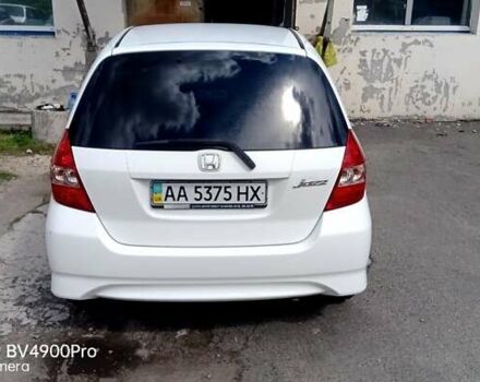 Белый Хонда Джаз, объемом двигателя 1.34 л и пробегом 130 тыс. км за 5900 $, фото 1 на Automoto.ua