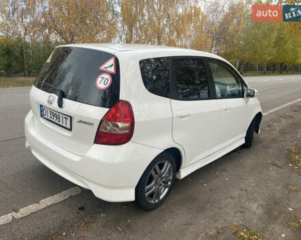 Белый Хонда Джаз, объемом двигателя 1.4 л и пробегом 133 тыс. км за 5700 $, фото 5 на Automoto.ua