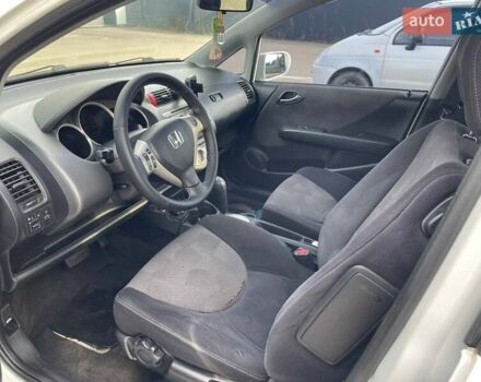 Белый Хонда Джаз, объемом двигателя 1.4 л и пробегом 183 тыс. км за 5800 $, фото 7 на Automoto.ua