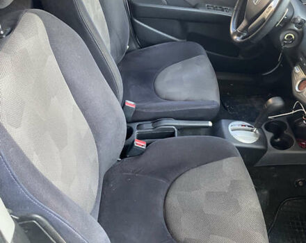 Белый Хонда Джаз, объемом двигателя 1.4 л и пробегом 133 тыс. км за 5700 $, фото 14 на Automoto.ua