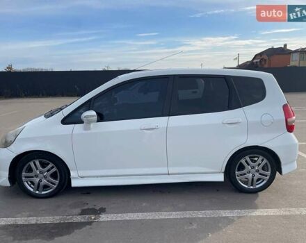 Белый Хонда Джаз, объемом двигателя 1.4 л и пробегом 183 тыс. км за 5800 $, фото 3 на Automoto.ua