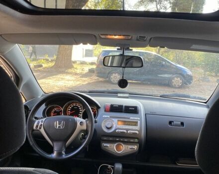 Белый Хонда Джаз, объемом двигателя 1.3 л и пробегом 133 тыс. км за 5700 $, фото 6 на Automoto.ua