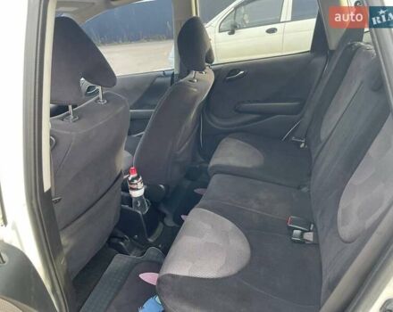 Белый Хонда Джаз, объемом двигателя 1.4 л и пробегом 183 тыс. км за 5800 $, фото 5 на Automoto.ua