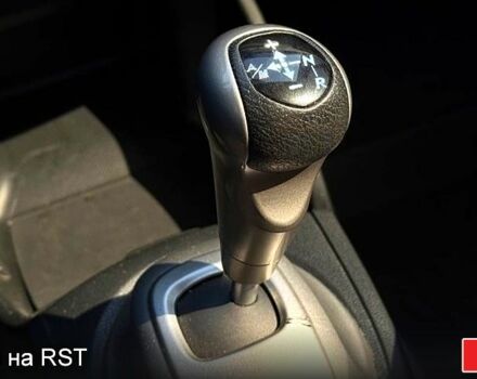 Белый Хонда Джаз, объемом двигателя 1.3 л и пробегом 200 тыс. км за 6500 $, фото 1 на Automoto.ua