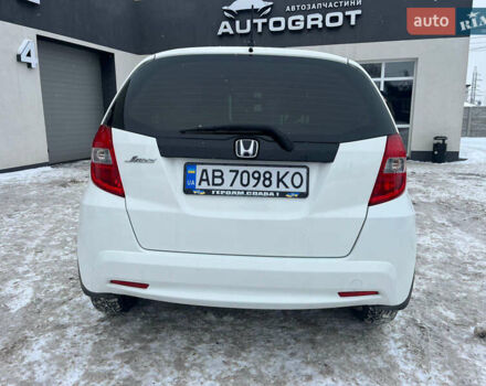 Белый Хонда Джаз, объемом двигателя 1.34 л и пробегом 230 тыс. км за 6850 $, фото 8 на Automoto.ua