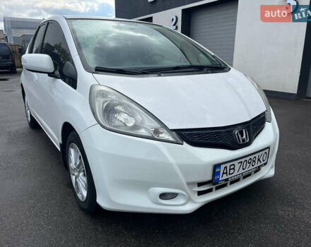 Хонда Джаз 2011 в Виннице на Automoto.ua Белый Хонда Джаз, объемом двигателя 1.34 л и пробегом 227 тыс. км за 7999 $, фото 4 на Automoto.ua