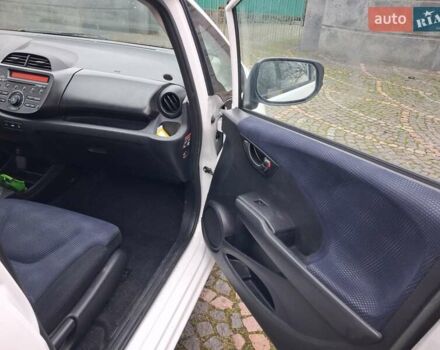 Білий Хонда Джаз, об'ємом двигуна 1.2 л та пробігом 198 тис. км за 7200 $, фото 16 на Automoto.ua