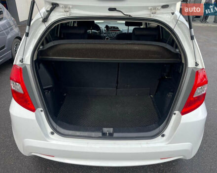 Хонда Джаз 2011 в Виннице на Automoto.ua Белый Хонда Джаз, объемом двигателя 1.34 л и пробегом 227 тыс. км за 7999 $, фото 24 на Automoto.ua