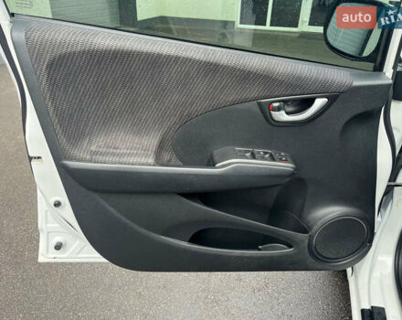 Хонда Джаз 2011 в Виннице на Automoto.ua Белый Хонда Джаз, объемом двигателя 1.34 л и пробегом 227 тыс. км за 7999 $, фото 31 на Automoto.ua