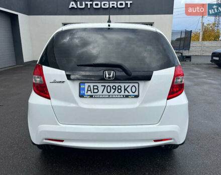 Хонда Джаз 2011 в Виннице на Automoto.ua Белый Хонда Джаз, объемом двигателя 1.34 л и пробегом 227 тыс. км за 7999 $, фото 10 на Automoto.ua