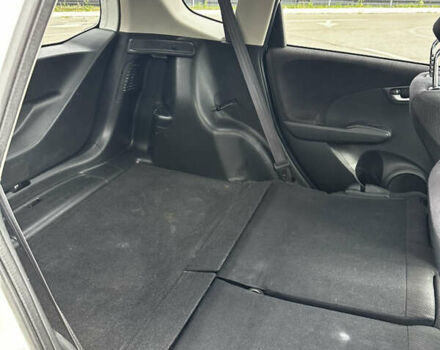 Белый Хонда Джаз, объемом двигателя 1.3 л и пробегом 110 тыс. км за 11300 $, фото 11 на Automoto.ua