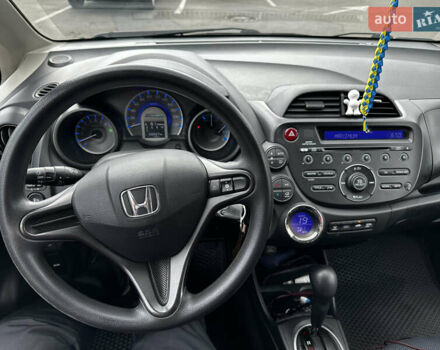 Белый Хонда Джаз, объемом двигателя 1.3 л и пробегом 110 тыс. км за 11300 $, фото 14 на Automoto.ua