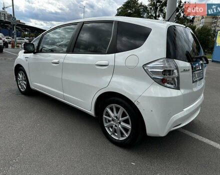 Белый Хонда Джаз, объемом двигателя 1.3 л и пробегом 110 тыс. км за 11300 $, фото 4 на Automoto.ua