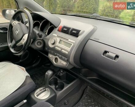 Черный Хонда Джаз, объемом двигателя 1.4 л и пробегом 250 тыс. км за 4999 $, фото 32 на Automoto.ua