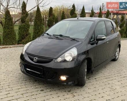 Черный Хонда Джаз, объемом двигателя 1.4 л и пробегом 250 тыс. км за 4999 $, фото 3 на Automoto.ua