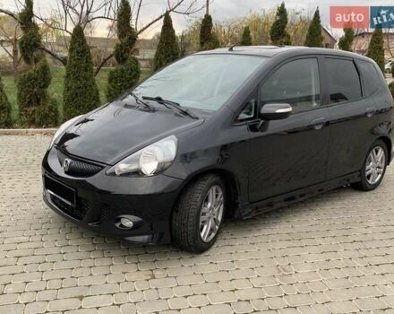 Черный Хонда Джаз, объемом двигателя 1.4 л и пробегом 250 тыс. км за 4999 $, фото 1 на Automoto.ua