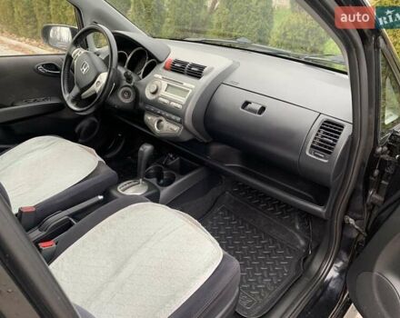 Черный Хонда Джаз, объемом двигателя 1.4 л и пробегом 250 тыс. км за 4999 $, фото 37 на Automoto.ua