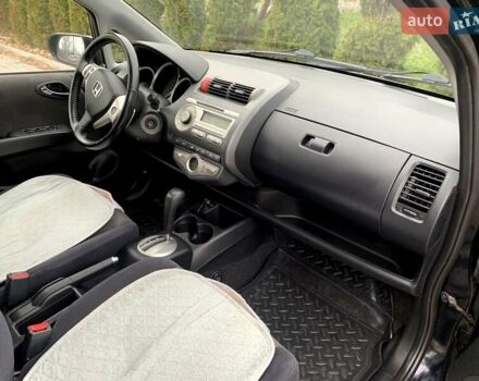 Черный Хонда Джаз, объемом двигателя 1.4 л и пробегом 250 тыс. км за 4999 $, фото 35 на Automoto.ua