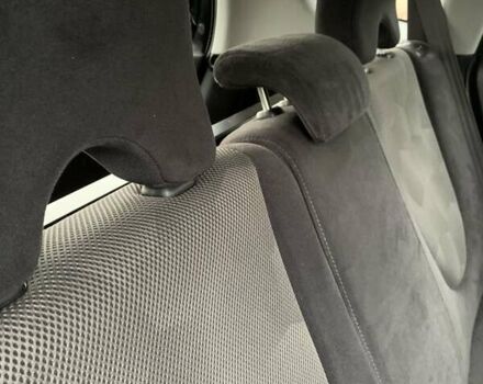 Черный Хонда Джаз, объемом двигателя 1.4 л и пробегом 250 тыс. км за 4999 $, фото 60 на Automoto.ua