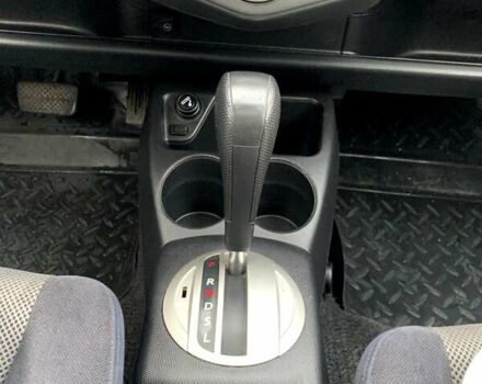 Черный Хонда Джаз, объемом двигателя 1.4 л и пробегом 250 тыс. км за 4999 $, фото 52 на Automoto.ua