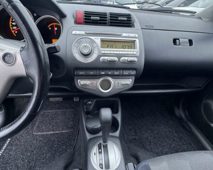 Черный Хонда Джаз, объемом двигателя 1.34 л и пробегом 70 тыс. км за 7500 $, фото 21 на Automoto.ua